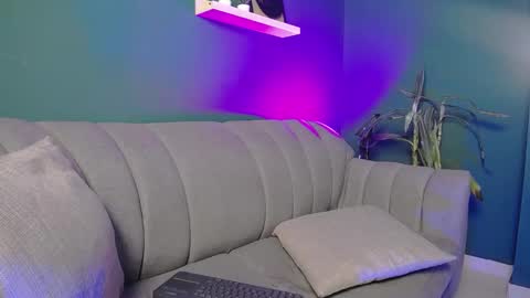 hannai_x online show from 01-11-25, 01:59