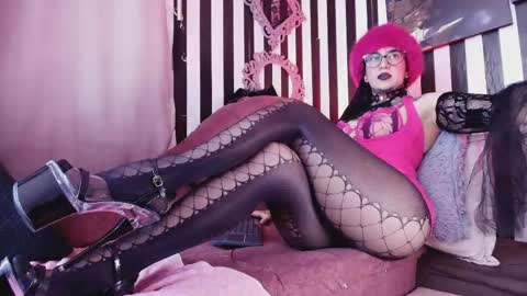 FOLLOW ME INTA MOONXMAFE online show from 05-07-26, 11:10