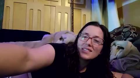 Hanna  Bananas online show from 01-24-25, 10:41