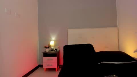 Snapshot of hannamartinnez chatting on 03-13-26, 11:39 hannamartinnez online show from 03-13-26, 11:39