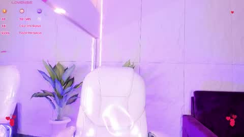 HannaPaola online show from 11-15-25, 10:37