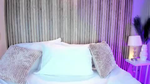 HannaPaola online show from 01-08-26, 10:45