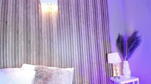 HannaPaola online show from 02-11-26, 10:48