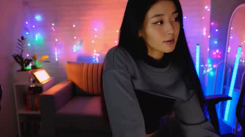 hannarosie online show from 11-30-25, 06:12