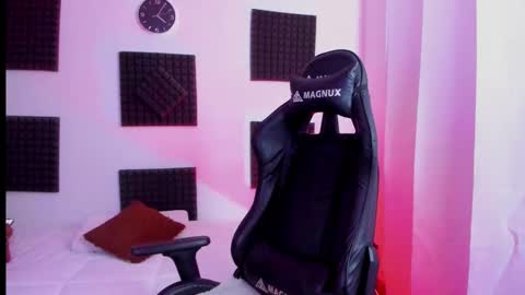 Hanna  online show from 09-24-25, 09:07