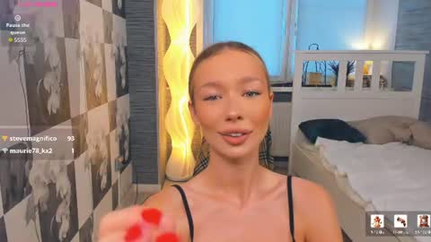 Snapshot of hannavaile chatting on 07-31-26, 07:41 Hanna online show from 07-31-26, 07:41