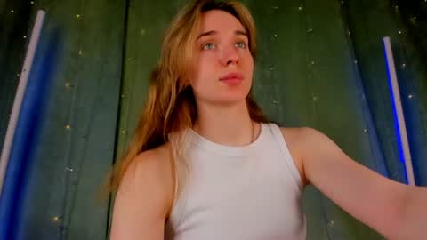 Hannavanilla online show from 06-12-26, 11:35