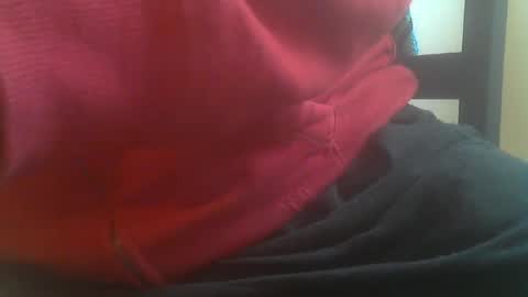 Snapshot of hannes_k chatting on 12-10-24, 10:28 hannes_k online show from 12-10-24, 10:28