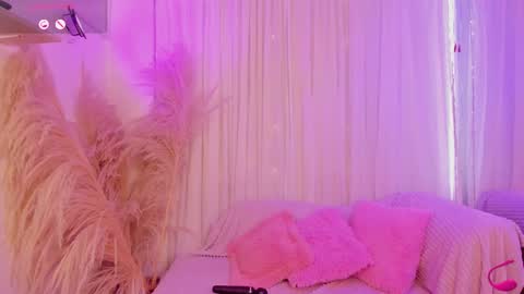 Hannie ws online show from 09-18-25, 08:22