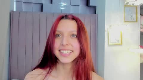 Snapshot of hanniesmile chatting on 02-23-25, 05:18 Hanni online show from 02-23-25, 05:18