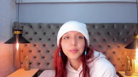 Snapshot of hanniesmile chatting on 02-27-25, 05:15 Hanni online show from 02-27-25, 05:15