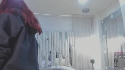 Snapshot of hanniesmile chatting on 03-06-25, 02:18 Hanni online show from 03-06-25, 02:18