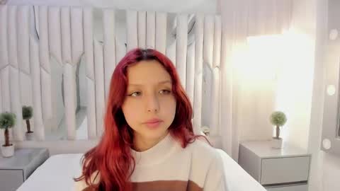 Snapshot of hanniesmile chatting on 03-12-25, 05:28 Hanni online show from 03-12-25, 05:28