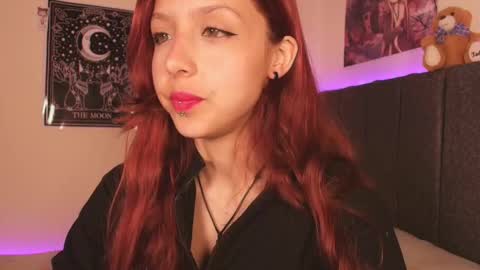 Snapshot of hanniesmile chatting on 09-15-25, 05:24 Hanni online show from 09-15-25, 05:24