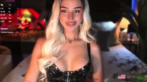 hanny113826 online show from 10-27-25, 01:20