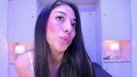 hannyk_ online show from 05-09-26, 04:45