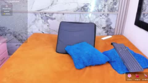 Snapshot of hannymansonh chatting on 09-17-25, 04:03 Hanny Mansonh online show from 09-17-25, 04:03