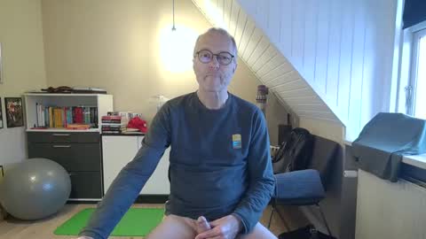 Hanse online show from 12-16-24, 08:20