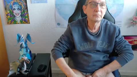 charly online show from 02-23-25, 03:18