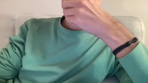 Snapshot of hansimglueck696969 chatting on 11-08-25, 11:47 hansimglueck696969 online show from 11-08-25, 11:47