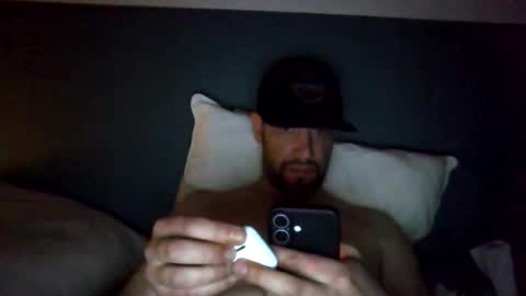 Snapshot of hansjegezoien chatting on 04-15-26, 08:31 hansjegezoien online show from 04-15-26, 08:31