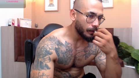 hanz_col online show from 03-07-25, 12:01