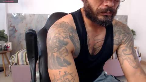 hanz_col online show from 05-12-26, 04:26