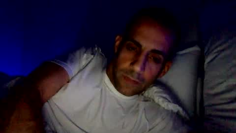 Snapshot of happy2334 chatting on 12-29-24, 02:21 skysky6969 online show from 12-29-24, 02:21