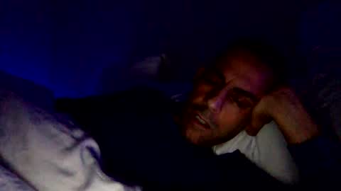 Snapshot of happy2334 chatting on 02-01-25, 02:34 skysky6969 online show from 02-01-25, 02:34