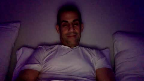 Snapshot of happy2334 chatting on 09-24-25, 07:06 skysky6969 online show from 09-24-25, 07:06