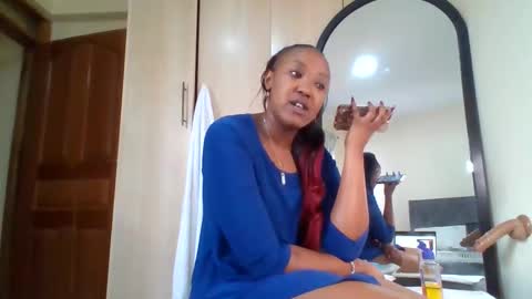 happy_berries online show from 05-06-26, 11:48