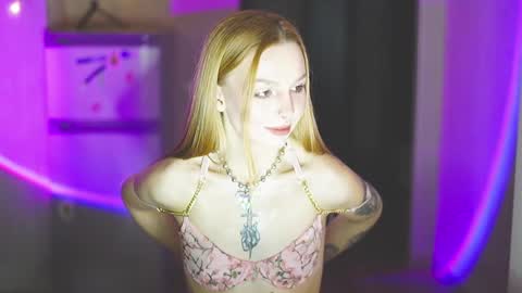 happy_cat_house2 online show from 01-11-25, 02:47