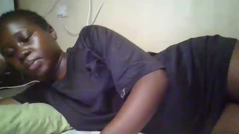 happy_dimple online show from 10-31-25, 09:27