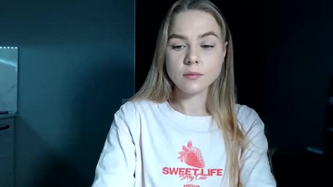 Snapshot of happy_fox_ chatting on 11-23-25, 05:02 happy_fox_ online show from 11-23-25, 05:02