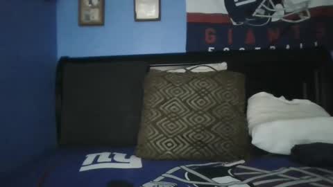 happyhappy4 online show from 03-10-25, 04:17