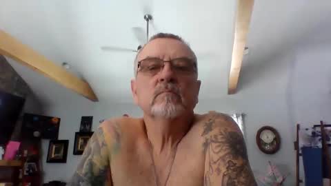 Snapshot of happynudist7373 chatting on 02-24-26, 04:27 happynudist7373 online show from 02-24-26, 04:27