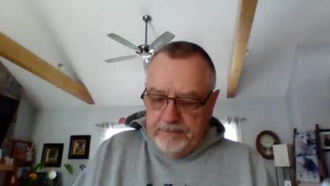 Snapshot of happynudist7373 chatting on 07-07-26, 01:04 happynudist7373 online show from 07-07-26, 01:04