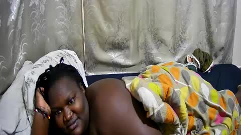 Snapshot of happysonia chatting on 06-27-26, 08:52 happysonia online show from 06-27-26, 08:52