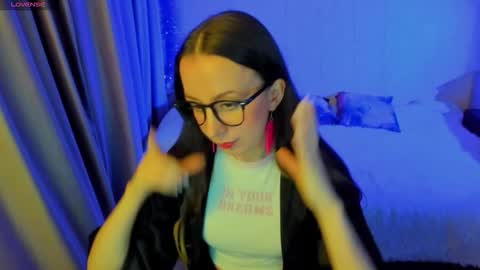 Stephanie online show from 11-30-25, 10:25