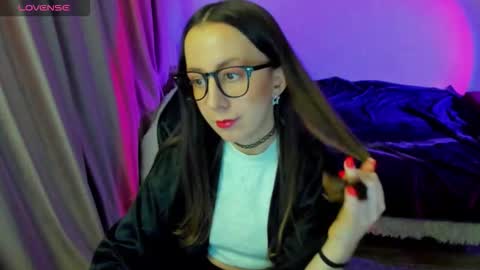 Stephanie online show from 02-25-26, 10:08