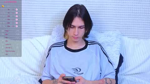 Snapshot of hard__fantasy chatting on 10-05-25, 08:07 Mark online show from 10-05-25, 08:07