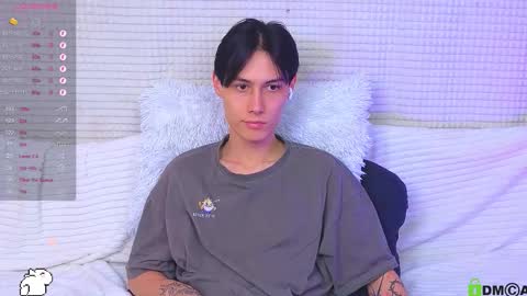 Snapshot of hard__fantasy chatting on 10-21-25, 09:37 Mark online show from 10-21-25, 09:37