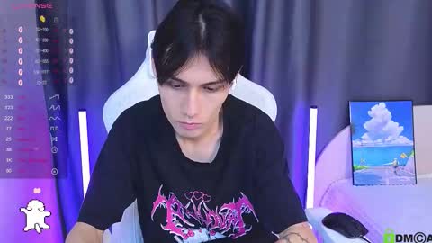 Snapshot of hard__fantasy chatting on 11-04-25, 10:58 Mark online show from 11-04-25, 10:58