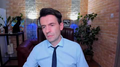 Steve online show from 03-07-25, 04:33