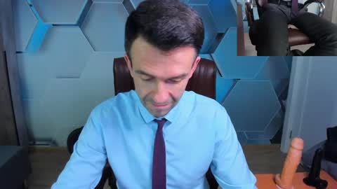 Steve online show from 05-08-26, 08:19
