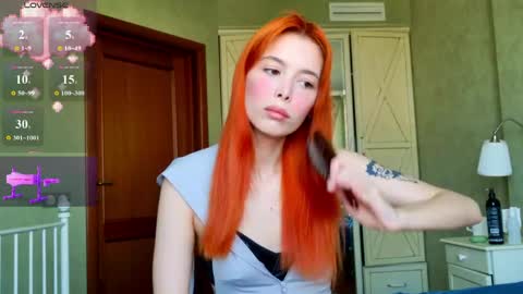 Molly and BaldMan online show from 05-05-26, 10:56