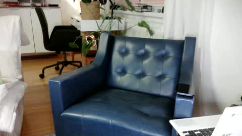 Chris online show from 10-12-25, 10:42