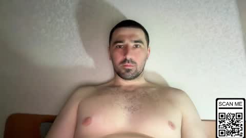 Snapshot of hard_to_obey chatting on 04-02-26, 07:55 Vadim online show from 04-02-26, 07:55