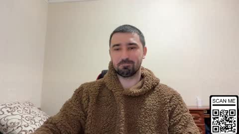 Snapshot of hard_to_obey chatting on 04-08-26, 06:41 Vadim online show from 04-08-26, 06:41