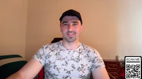 Snapshot of hard_to_obey chatting on 04-16-26, 11:11 Vadim online show from 04-16-26, 11:11